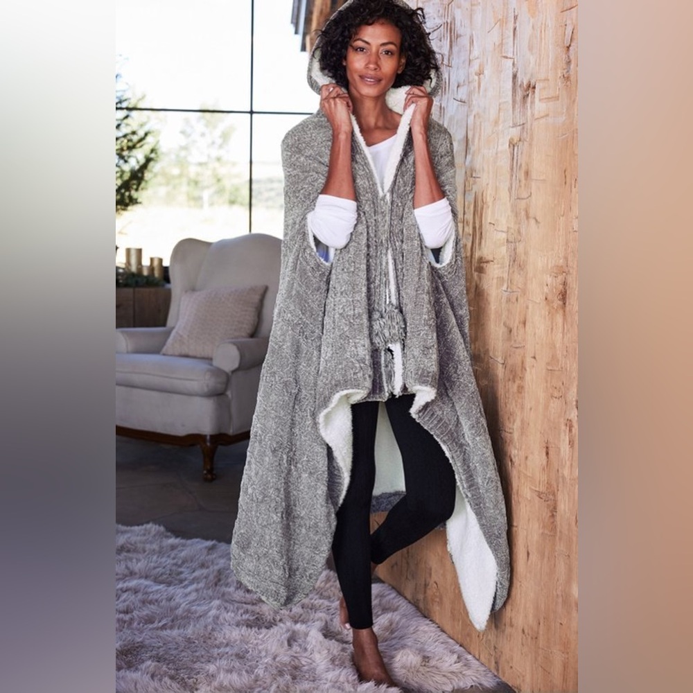 Soft Surroundings Chenille Sherpa Wearable Throw